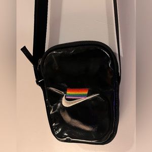 Nike Queer Mini crossbody Bag